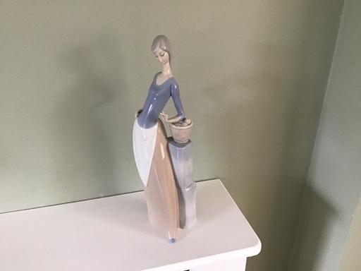 Buy & Sell Princes End Sandwell - Photos for Figurine