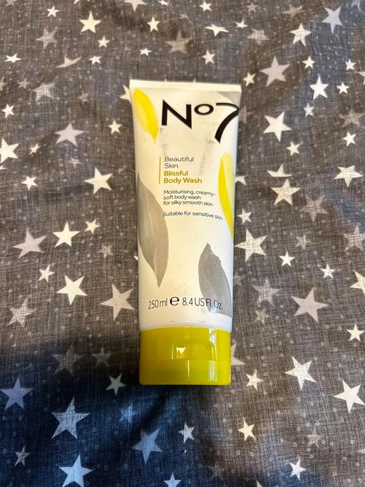 Buy & Sell Old Shotton County Durham - Photos for New full size No7 blissful body wash