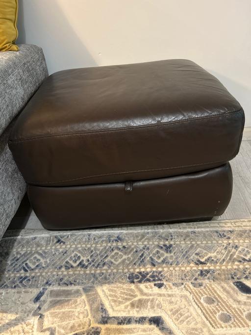 Buy & Sell South Quay East London - Photos for Footrest storage box