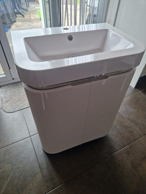 Buy & Sell Uxbridge Hillingdon - Photos for Bathroom Cabinet with sink