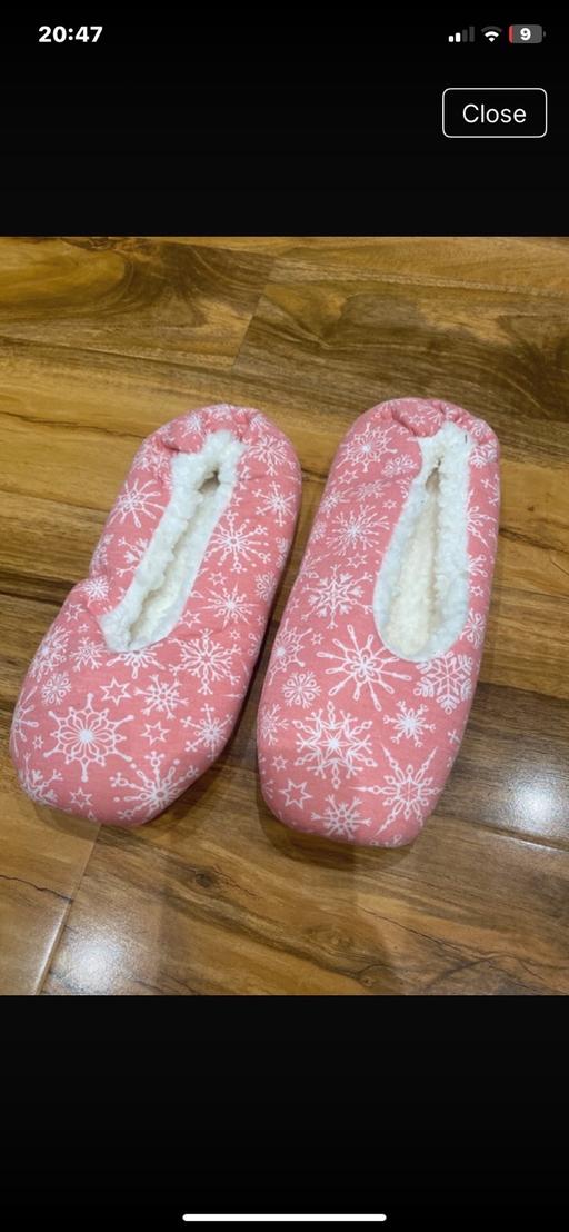 Buy & Sell Winch Wen Swansea - Wales - Photos for Slipper socks