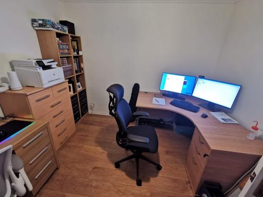 Buy & Sell Millbank Central London - Photos for Corner desk