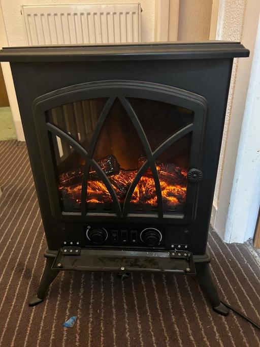 Buy & Sell Webheath Redditch - Photos for Electric fan heater with fire flame light