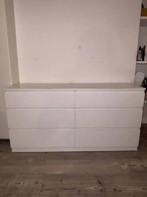 Buy & Sell Netherton Dudley - Photos for Modern White 6-Drawer Chest of Drawers