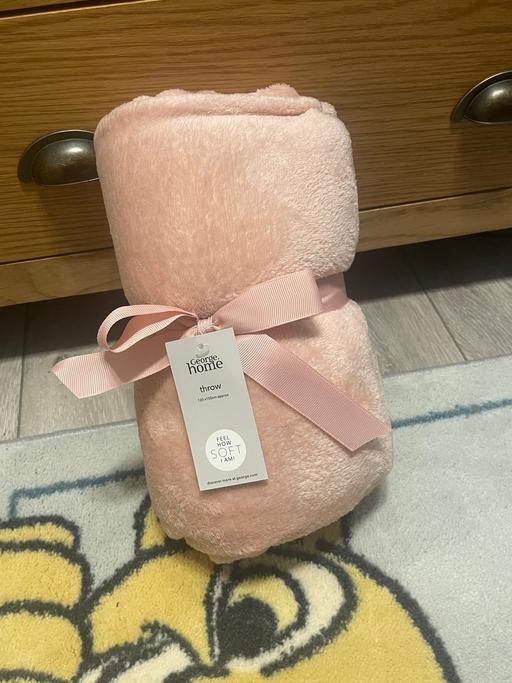 Buy & Sell Stalybridge Tameside - Photos for Asda George Home, Pink Supersoft Fleece Throw