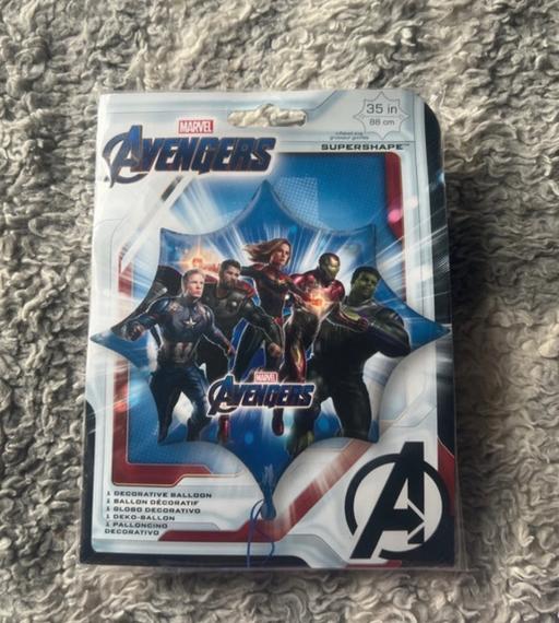 Classes French Walls Sandwell - Photos for Avengers Super Shape Foil balloon