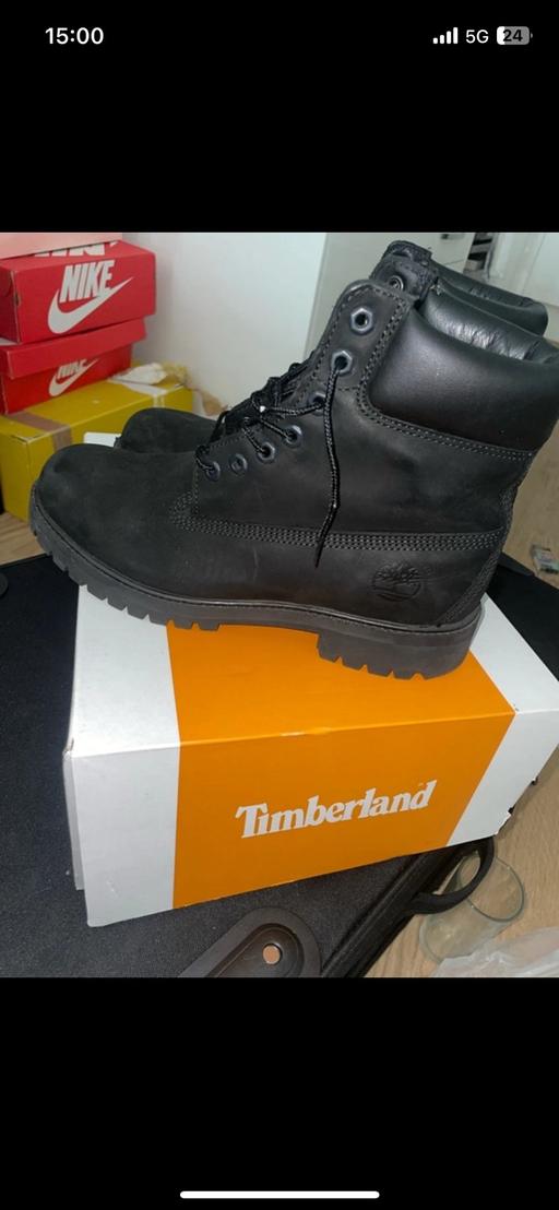 Buy & Sell Seven Sisters North London - Photos for Tryple black