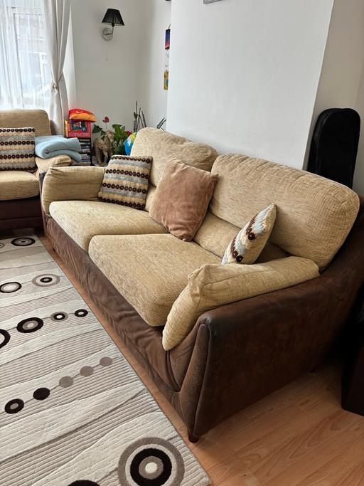Buy & Sell Enfield Lock Enfield - Photos for Good condition sofa and sofa bed