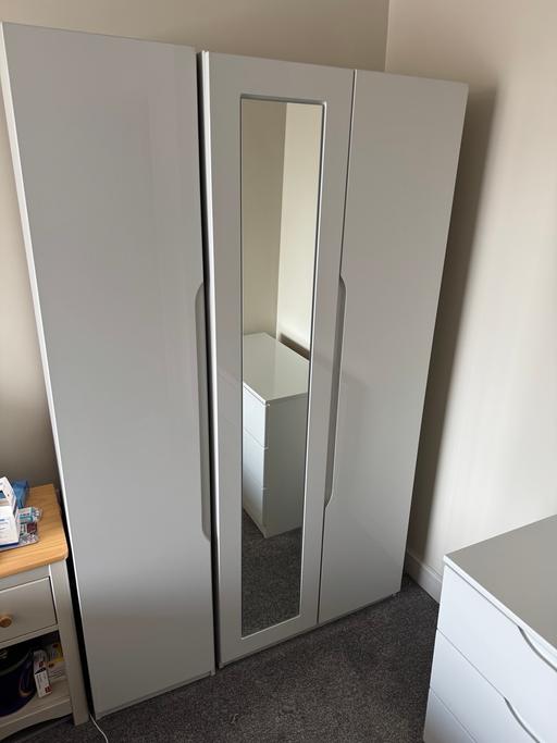 Buy & Sell Chapeltown Sheffield - Photos for Argos 2x Wardrobes & 1x Drawers - Legato set