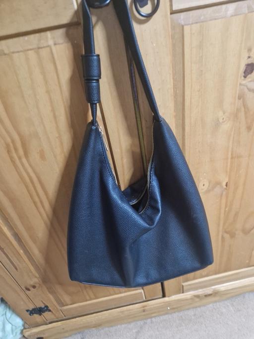 Buy & Sell Leicester City Centre Leicester - Photos for ladies black accessorize bag