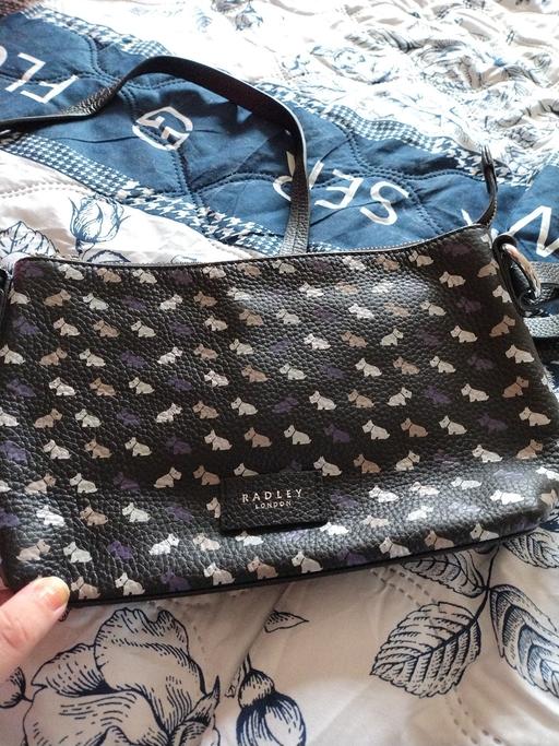 Buy & Sell Upper Gornal Dudley - Photos for Radley cross body bag