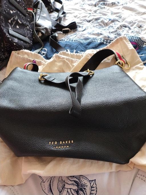 Buy & Sell Upper Gornal Dudley - Photos for ted baker cross body bag