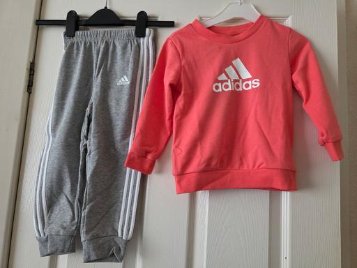 Buy & Sell Blackpool Town Centre Blackpool - Photos for Adidas tracksuit age 2-3 yrs BNWT