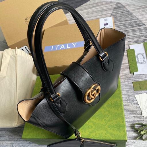 Buy & Sell Reigate Reigate and Banstead - Photos for Brand new gucci tote bag