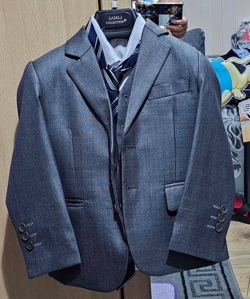 Buy & Sell Walworth South East London - Photos for boys suit 5 pieces