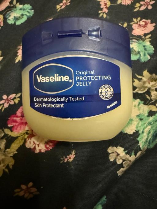 Buy & Sell Notting Hill West London - Photos for VASELINE 50ML