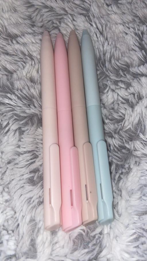 Buy & Sell Stow Heath Wolverhampton - Photos for 4pc pens