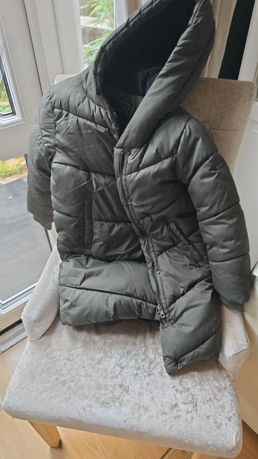 Buy & Sell Tooting Bec South West London - Photos for Girls next coat