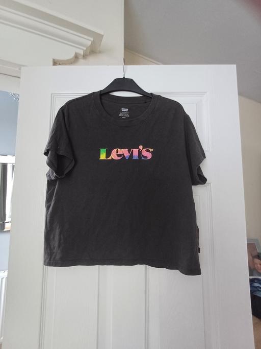 Buy & Sell Wickersley Rotherham - Photos for levis cropped tshirt