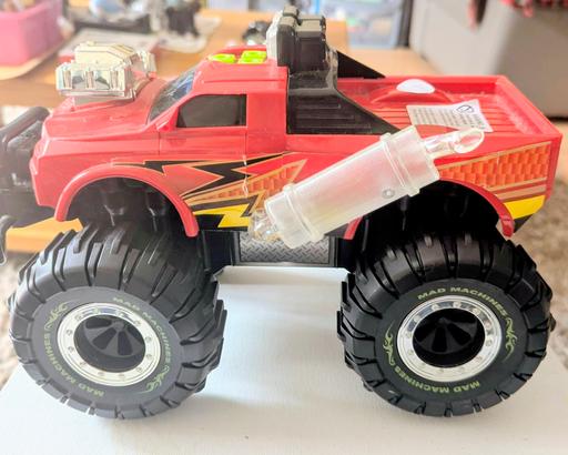 Buy & Sell Georgetown Blaenau Gwent - Photos for The toy stores a big wheels truck with sound