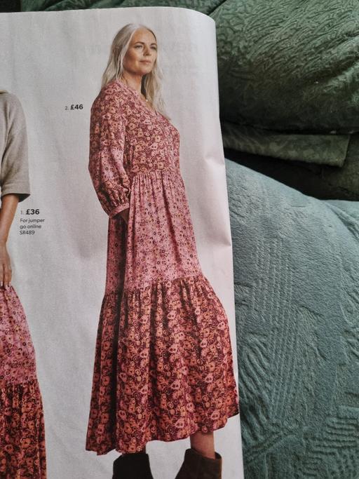 Buy & Sell Addington Village Station South East London - Photos for ladies long flowing dress size 26 £25