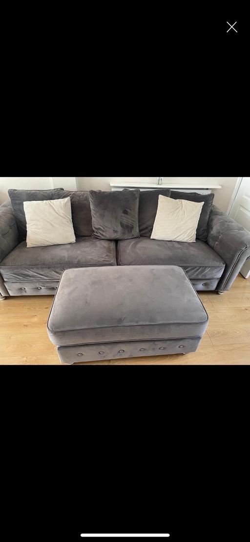 Buy & Sell Wednesbury Sandwell - Photos for Chesterfield 6 seater sofa and foot stool