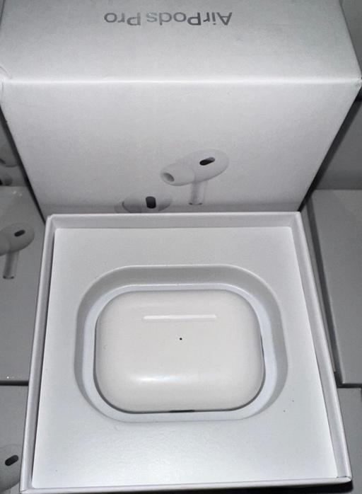 Buy & Sell Leagrave Luton - Photos for Apple wireless 2Generation Left/Right EarPod