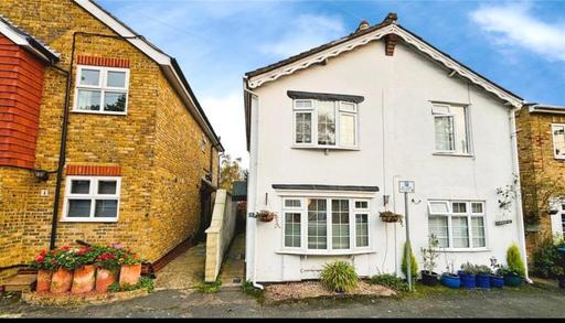 Residential Property Cricklewood North West London - Photos for 3 bedroom house, Heathrow and train stations