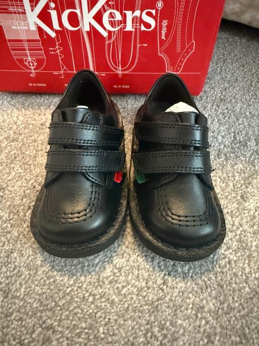 Buy & Sell Stretford Trafford - Photos for Kickers lo vel Velcro shoes | EU 22