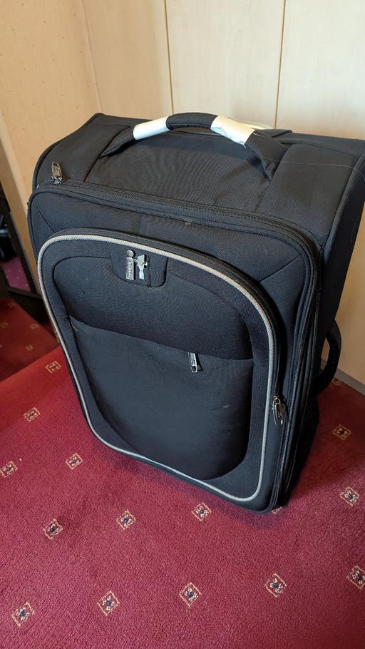 Buy & Sell Harwood Bolton - Photos for Large IT Suitcase