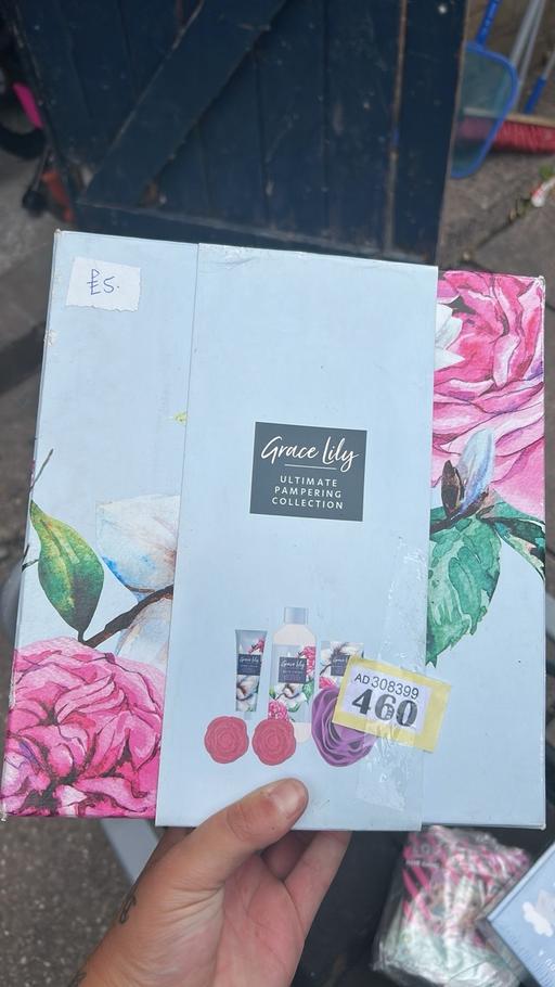 Buy & Sell Darlaston Walsall - Photos for Gift set