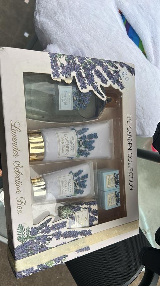 Buy & Sell Darlaston Walsall - Photos for Gift set