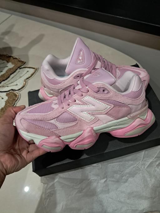 Buy & Sell Wandsworth South West London - Photos for new balance 9060