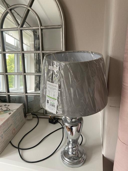 Buy & Sell Royal Albert Liverpool - Photos for 2 Silver lamp stand shades brand new£16 for 2