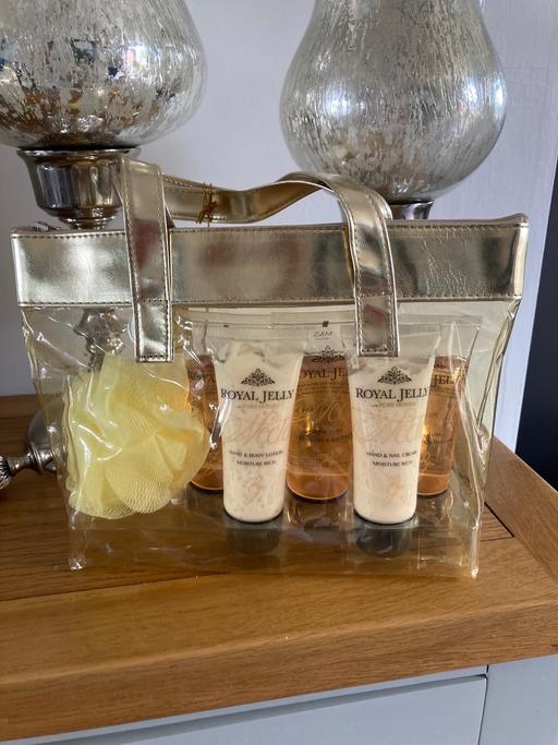 Buy & Sell Sedgley Dudley - Photos for Royal jelly gift set