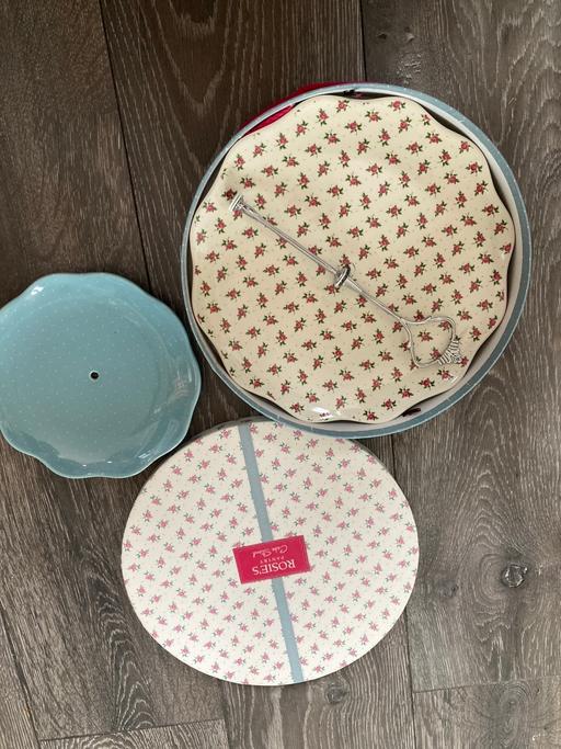 Buy & Sell Sedgley Dudley - Photos for Pretty cake stand