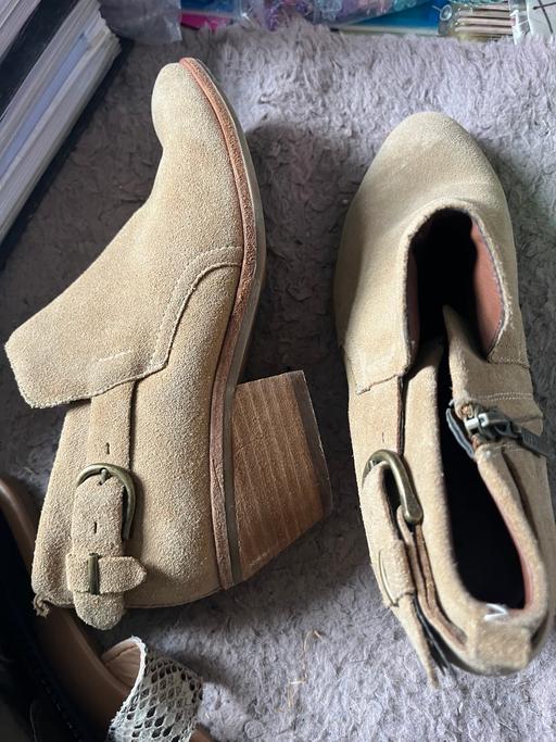 Buy & Sell Wednesfield Wolverhampton - Photos for Size 4 boots