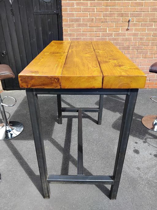 Buy & Sell Prestwich Bury - Photos for Dining table with 4 adjustable chairs. 