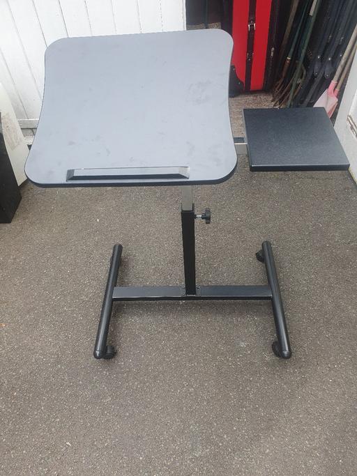 Buy & Sell Gornal Wood Dudley - Photos for 3ft x 28 inch Wide , Black Adjustable Work St