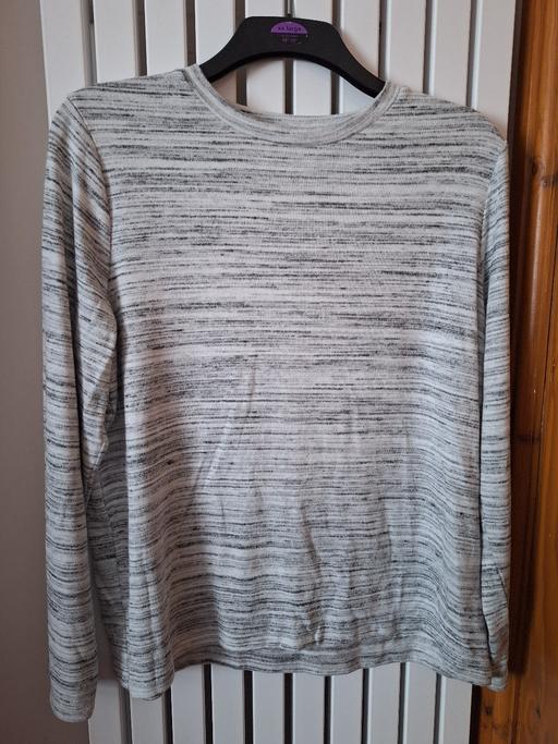 Buy & Sell Ettingshall Park Wolverhampton - Photos for Size 18 M&S Grey mix Top