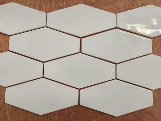 Buy & Sell Kingstanding Birmingham - Photos for 10 x 20 Hex ivory gloss wall tiles