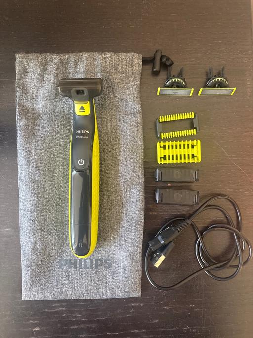 Buy & Sell Clapham South West London - Photos for Philips OneBlade 360 Hybrid Face Shaver Kit