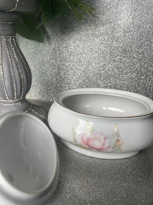 Buy & Sell Lairdside Technology Park Wirral - Photos for Porcelaine Diana Romania sugar bowl gold rim