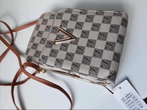 Buy & Sell Little Venice West London - Photos for Ladies 2 in 1 Cross Over Phone Bag-Classic V.
