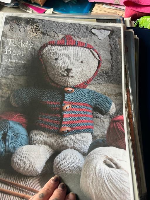 Buy & Sell Wednesfield Wolverhampton - Photos for Huge folder of crochet patterns