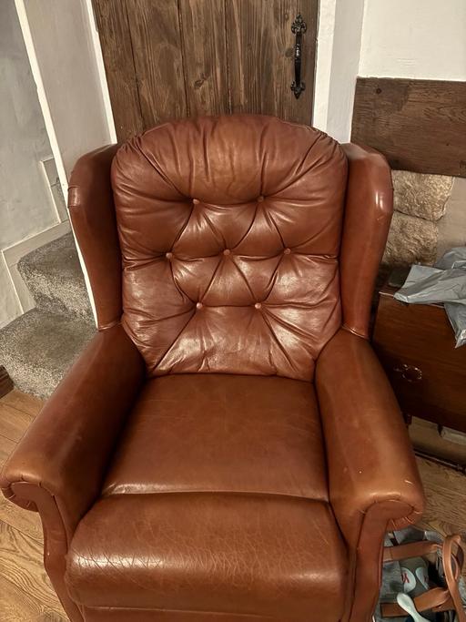 Buy & Sell Chapelhay Dorset - Photos for Sofa and 2 arm chairs