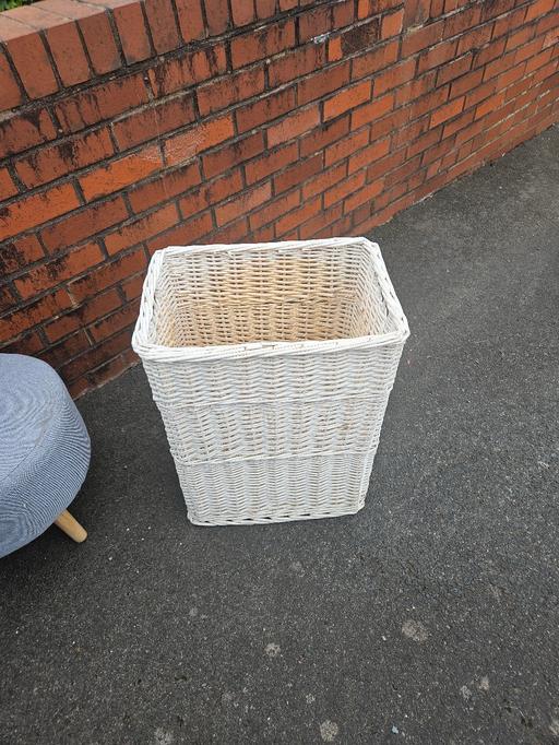 Buy & Sell Netherton Dudley - Photos for wicker linen basket, no lid