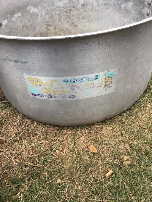 Buy & Sell Petts Wood Bromley - Photos for 3 x Aluminium pans
