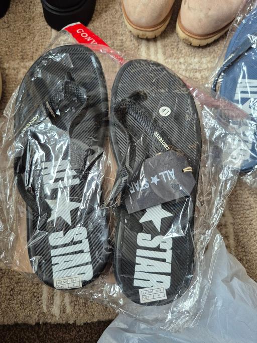 Buy & Sell Little Saredon South Staffordshire - Photos for Ladies or Mens size 7 Black Flip Flops bnwt