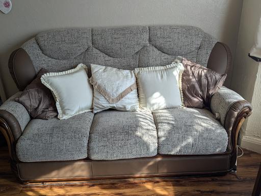 Buy & Sell Wallbrook Dudley - Photos for 3 peice sofa